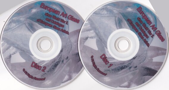 European Art Glass since World War II