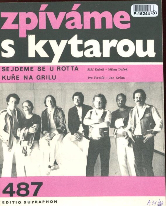 Zpíváme s kytarou 487