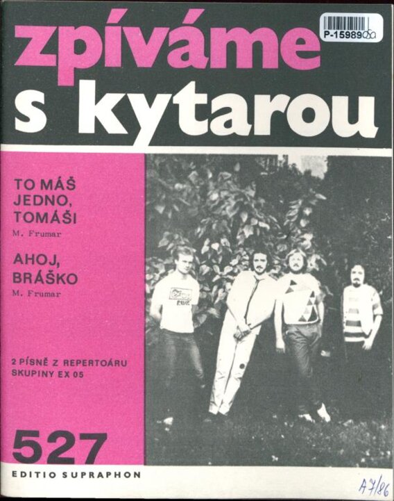 Zpíváme s kytarou 527
