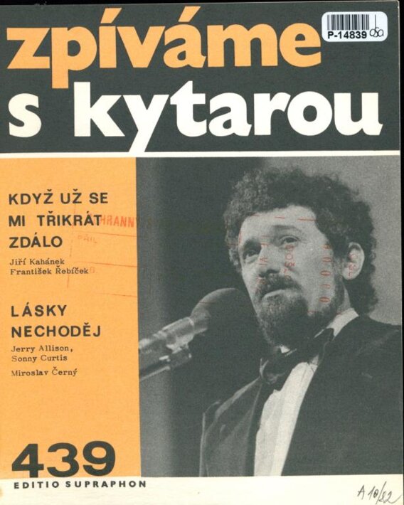 Zpíváme s kytarou 439
