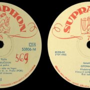 Starý bručoun, Opona vzhůru