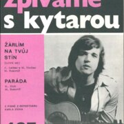Zpíváme s kytarou 467