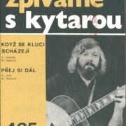 Zpíváme s kytarou 465