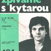 Zpíváme s kytarou 494