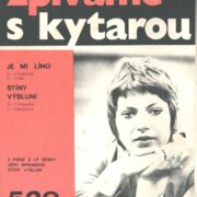 Zpíváme s kytarou 520