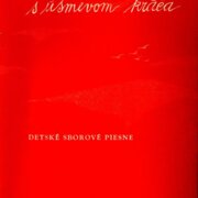 Mládež s úsmevom kráča