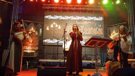 Melissa - Akusticky, ale s bigbítovou DNA