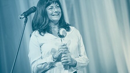 Nakladatelé jsou stále agenty a „advokáty“ autorů