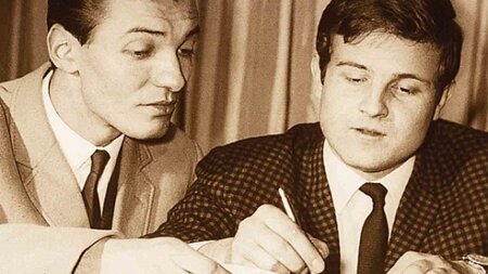 Karel Gott zpívá texty Jiřího Štaidla