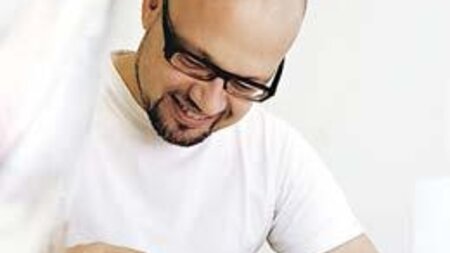 Vysoká škola uměleckoprůmyslová + Crystal Glamour