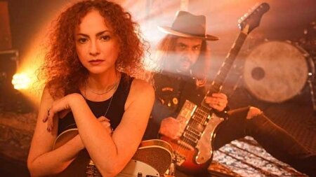 Na nových písních není nic křišťálově čistého…