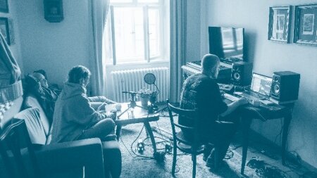 Sdílet radosti i zkušenosti