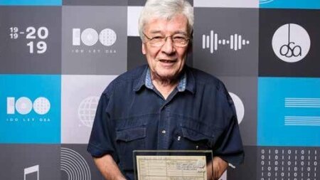 Úspěch skladby Dej mi víc své lásky dal Olympicu křídla