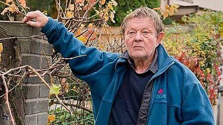 Být symbolem nestačí, podléhají korozi