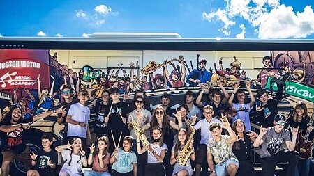 Vojta Bureš (DOCTOR VICTOR)