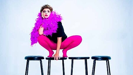 Punková písničkářka Mucha