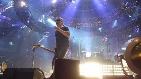 Psaní textů mě nikdy nezačalo bavit